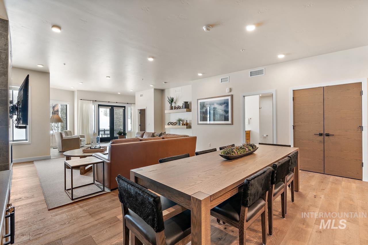 740 Village Drive, Donnelly, Idaho 83615, 1 Bedroom, 2 Bathrooms, Residential For Sale, Price $1,699,000,MLS 98971685