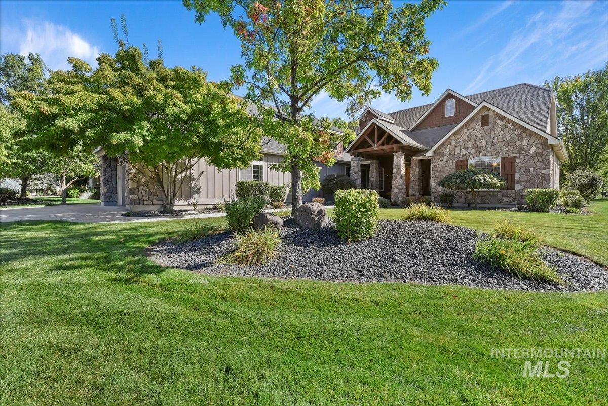 1485 W Oakhampton Drive, Eagle, Idaho 83616, 4 Bedrooms, 3.5 Bathrooms, Residential For Sale, Price $1,195,000,MLS 98971686