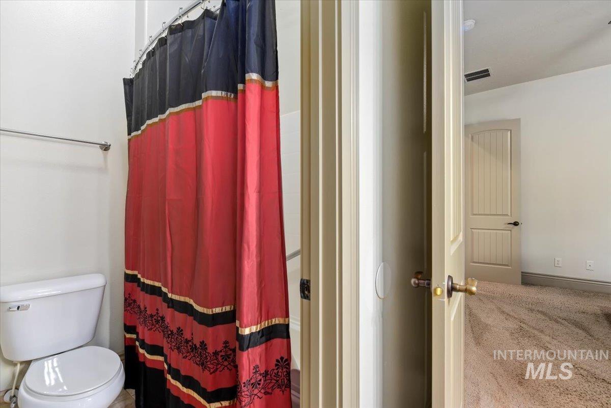 1485 W Oakhampton Drive, Eagle, Idaho 83616, 4 Bedrooms, 3.5 Bathrooms, Residential For Sale, Price $1,195,000,MLS 98971686