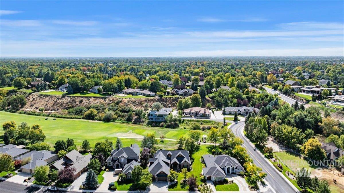 1485 W Oakhampton Drive, Eagle, Idaho 83616, 4 Bedrooms, 3.5 Bathrooms, Residential For Sale, Price $1,195,000,MLS 98971686