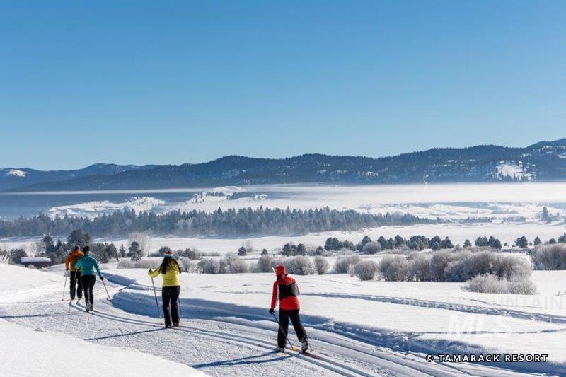 740 Village Drive, Donnelly, Idaho 83615, 3 Bedrooms, 3 Bathrooms, Residential For Sale, Price $1,999,000,MLS 98971687