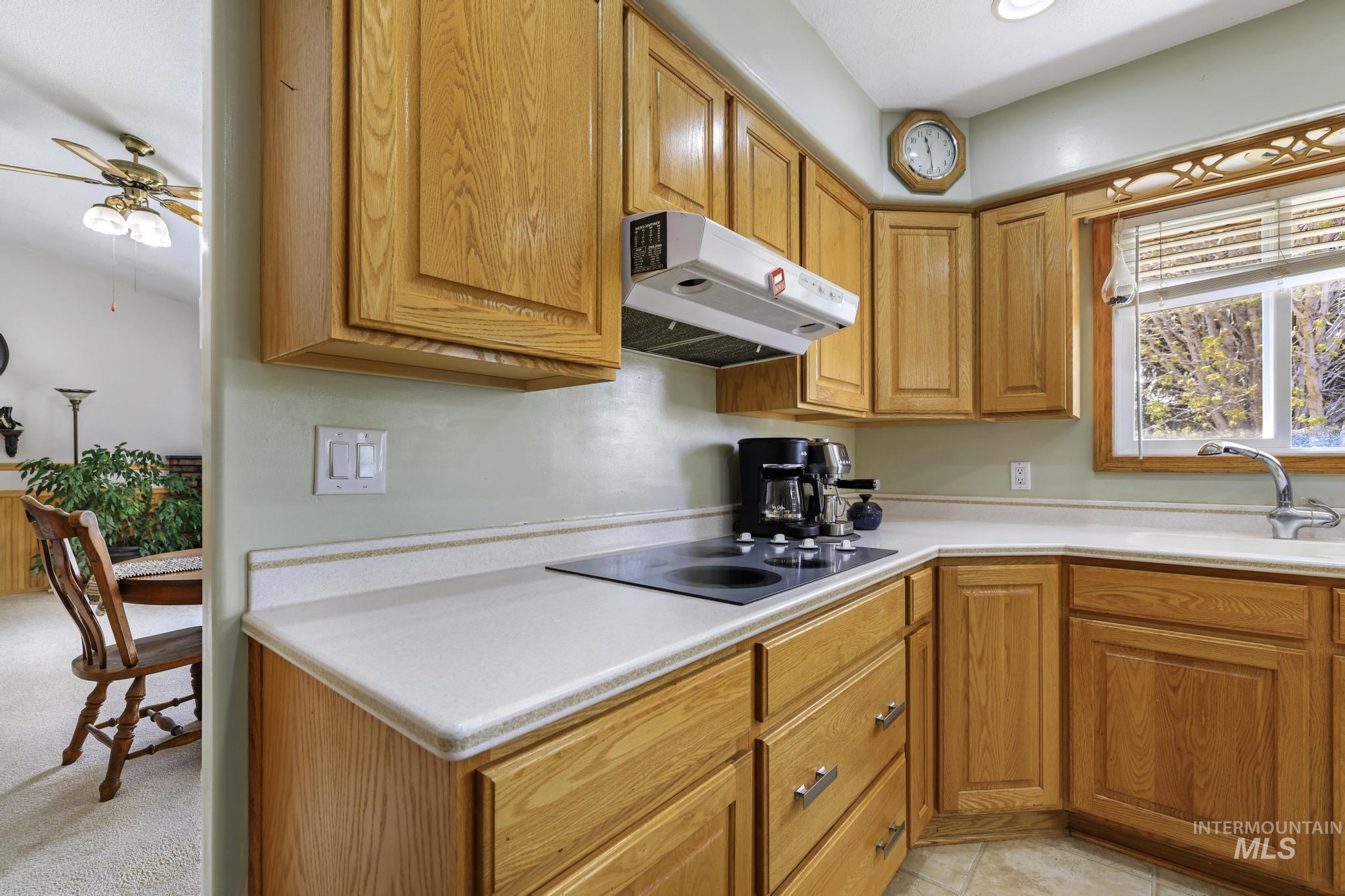 213 Sage Road West, Jerome, Idaho 83338, 3 Bedrooms, 2.5 Bathrooms, Residential For Sale, Price $579,000,MLS 98971694