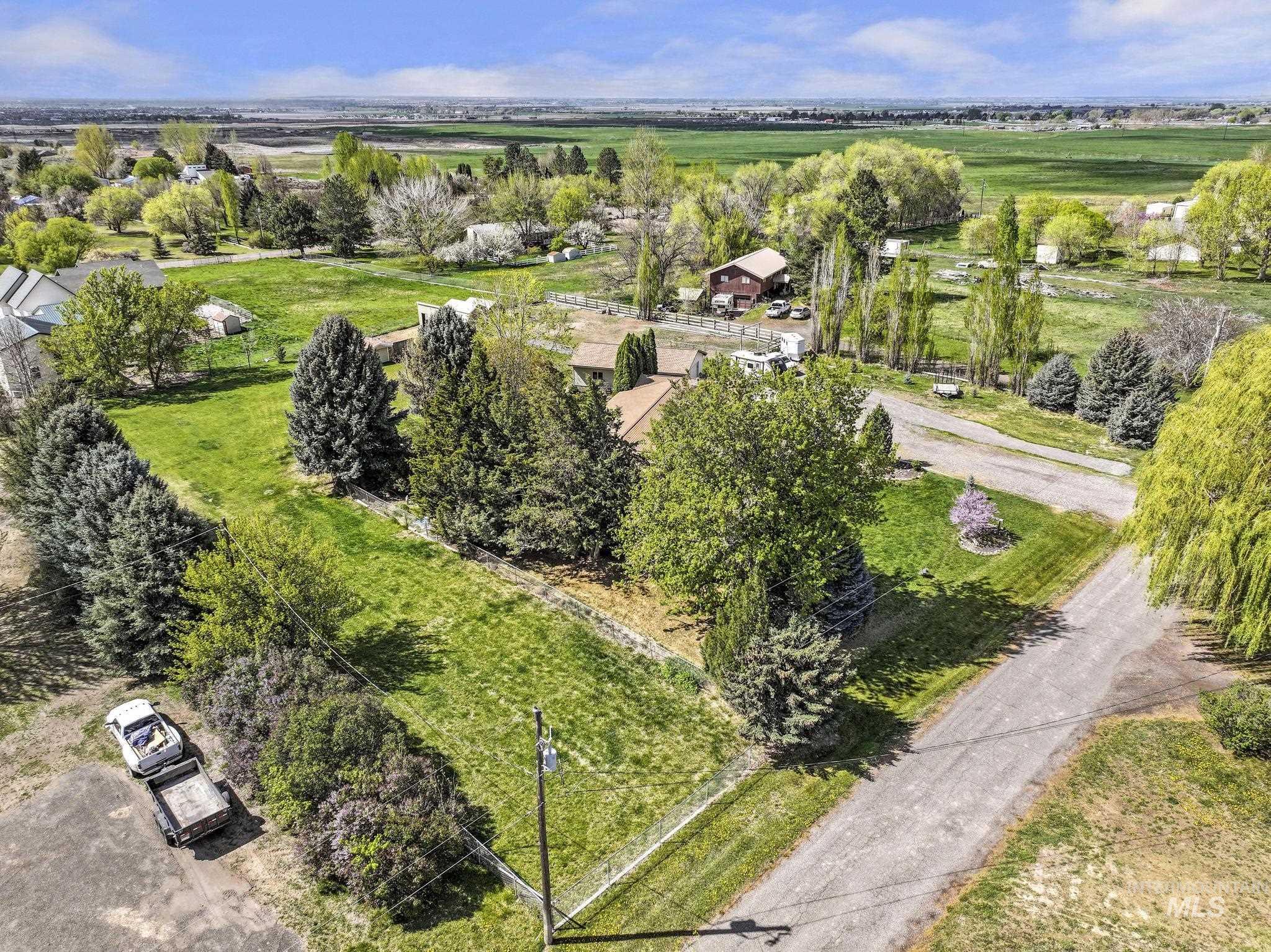 213 Sage Road West, Jerome, Idaho 83338, 3 Bedrooms, 2.5 Bathrooms, Residential For Sale, Price $579,000,MLS 98971694