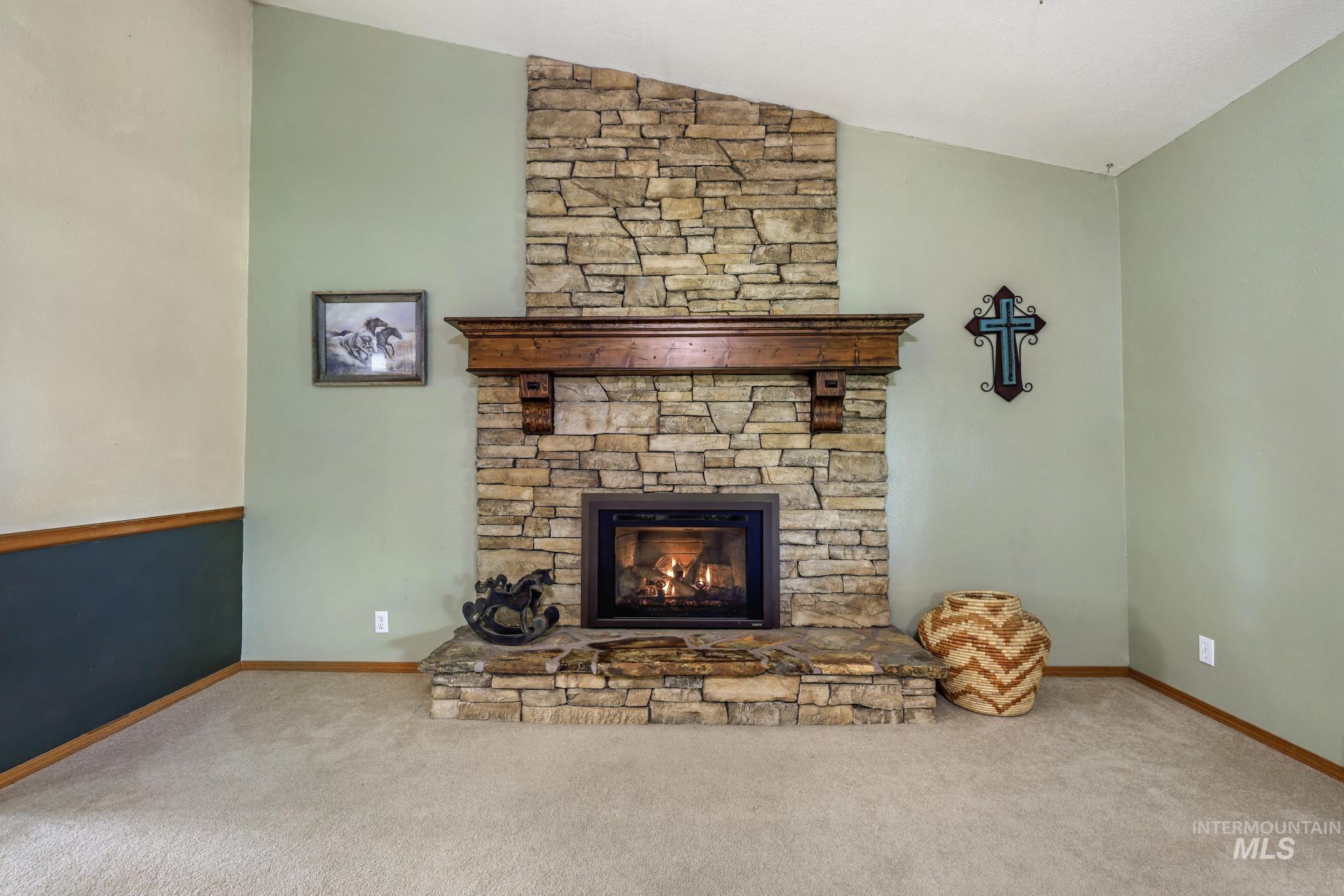 213 Sage Road West, Jerome, Idaho 83338, 3 Bedrooms, 2.5 Bathrooms, Residential For Sale, Price $579,000,MLS 98971694