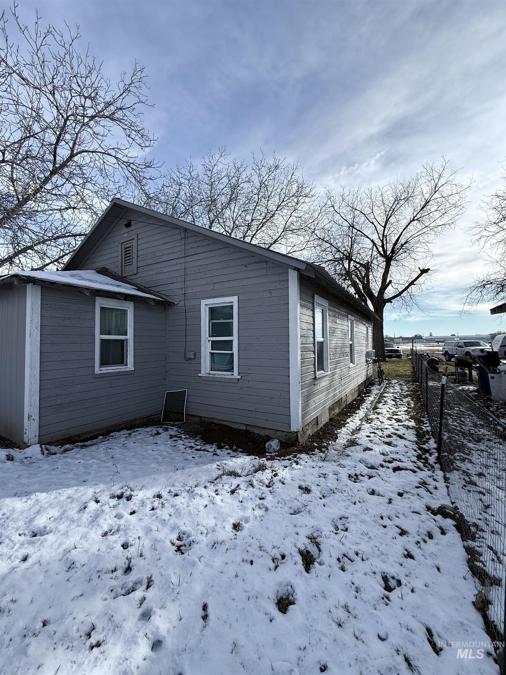 508 W 3rd Ave, Jerome, Idaho 83338, 3 Bedrooms, 1 Bathroom, Residential For Sale, Price $250,000,MLS 98971695