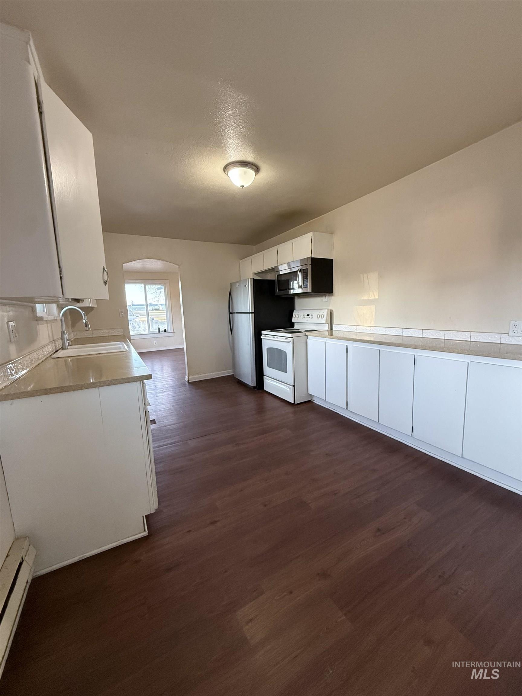 508 W 3rd Ave, Jerome, Idaho 83338, 3 Bedrooms, 1 Bathroom, Residential For Sale, Price $243,000, 98971695