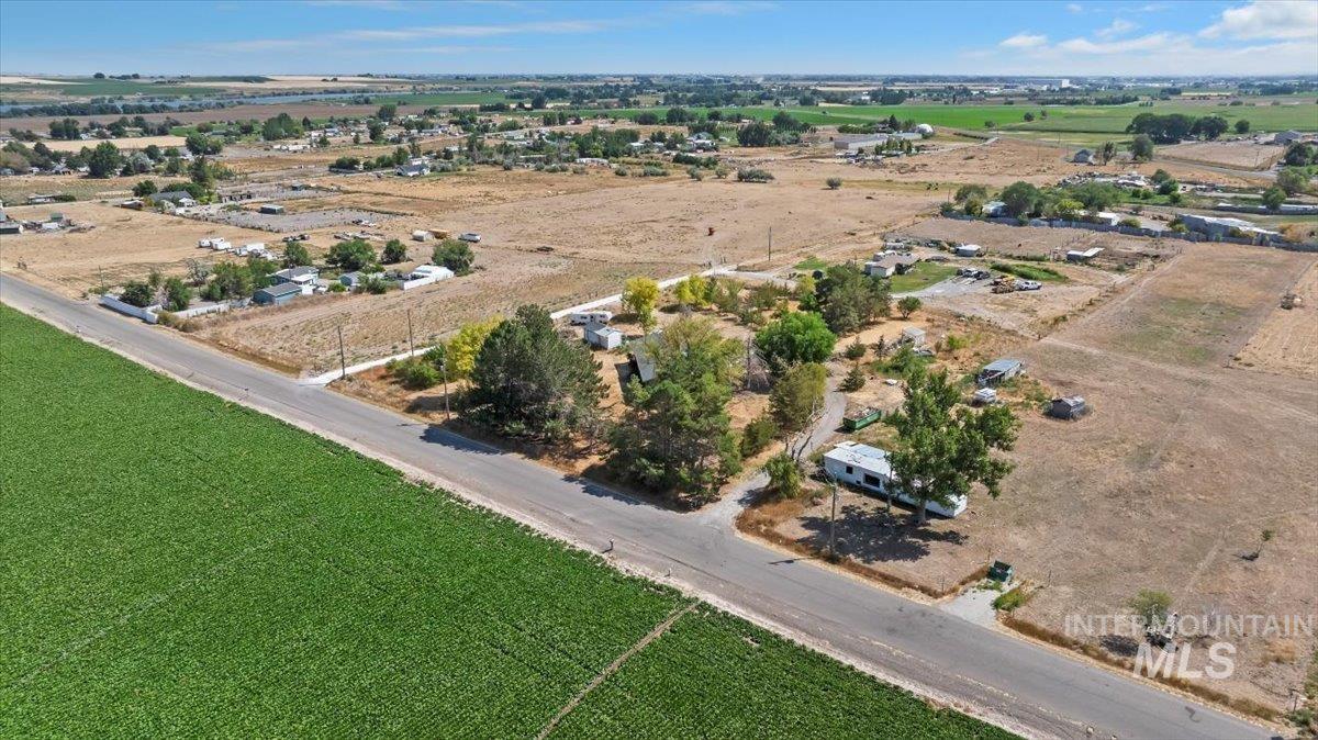 63 S 600 W, Burley, Idaho 83318, 5 Bedrooms, 3 Bathrooms, Residential For Sale, Price $229,000,MLS 98971704