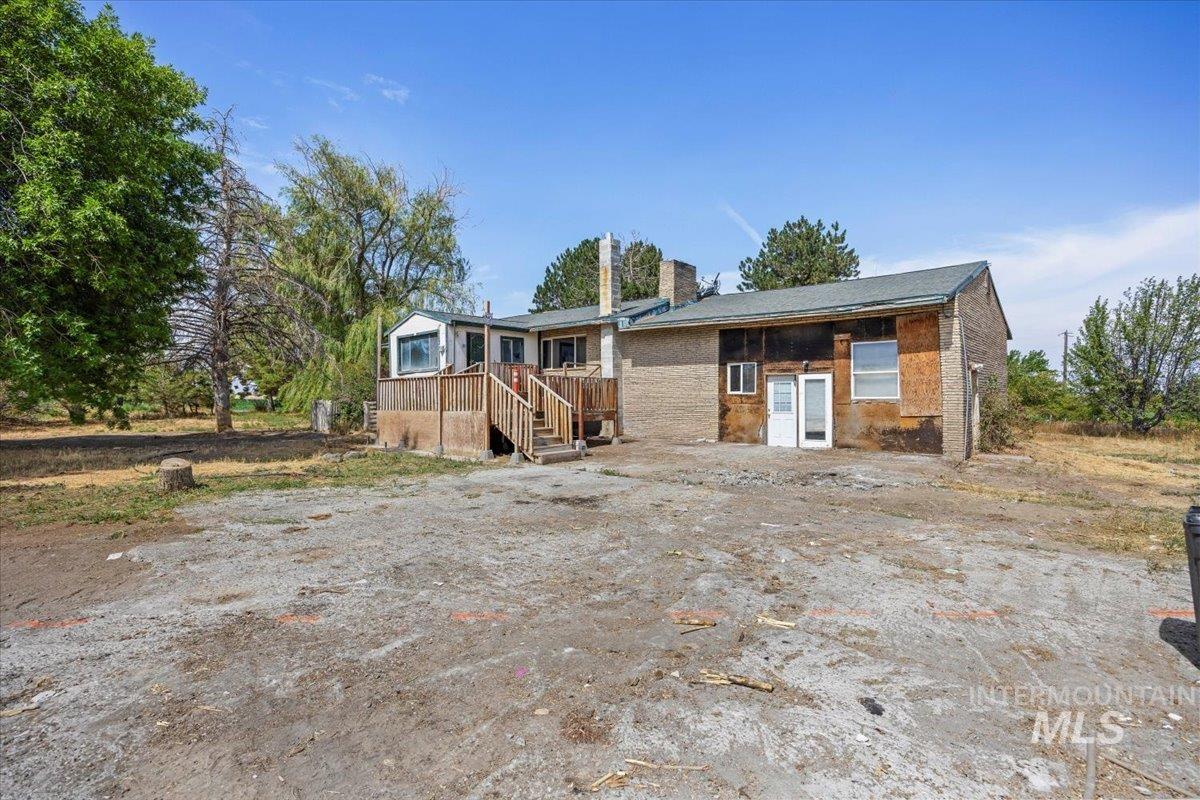 63 S 600 W, Burley, Idaho 83318, 5 Bedrooms, 3 Bathrooms, Residential For Sale, Price $229,000,MLS 98971704