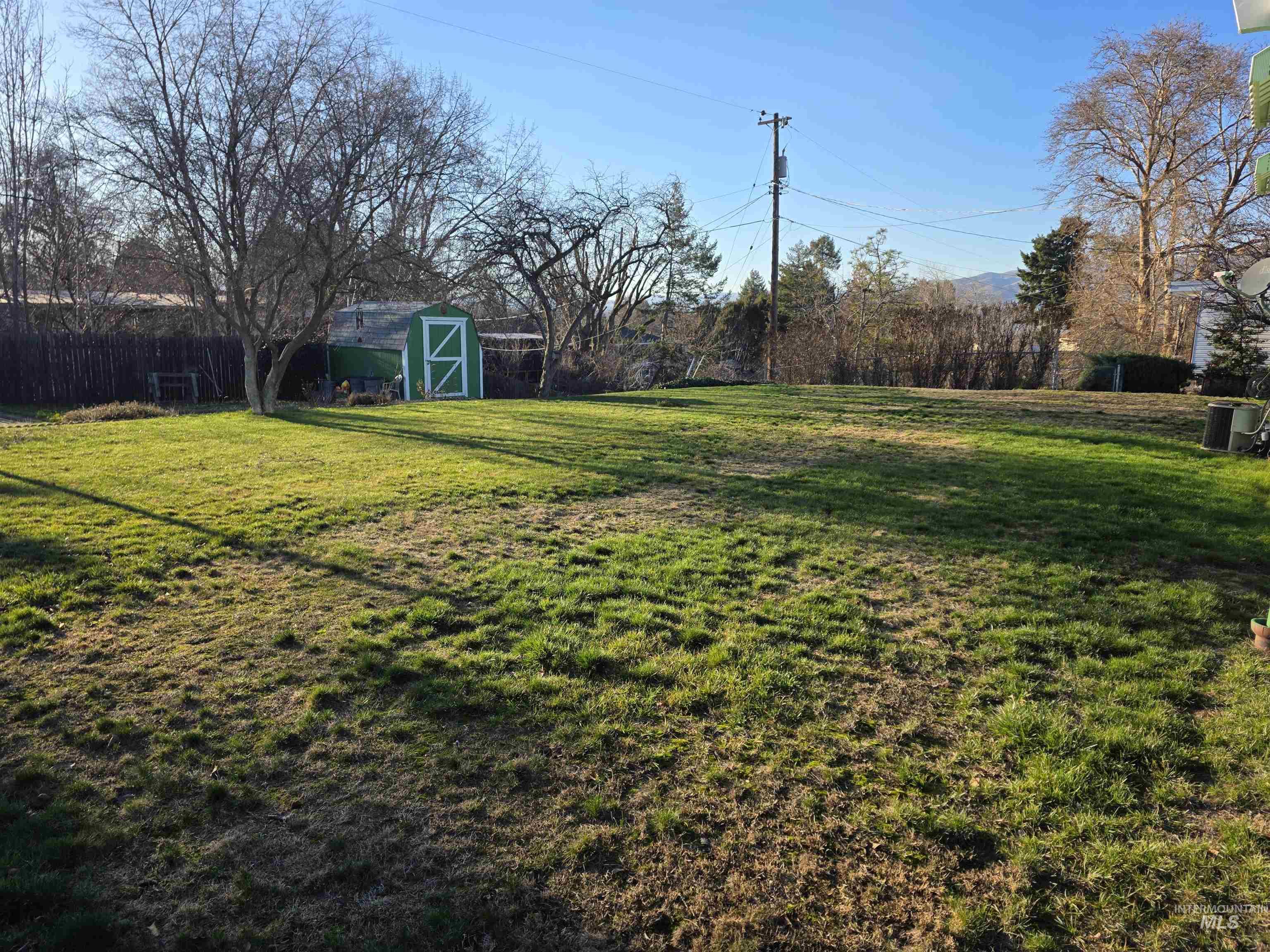 2814 Sunset Dr, Lewiston, Idaho 83501, 5 Bedrooms, 2.5 Bathrooms, Residential For Sale, Price $389,000,MLS 98971705