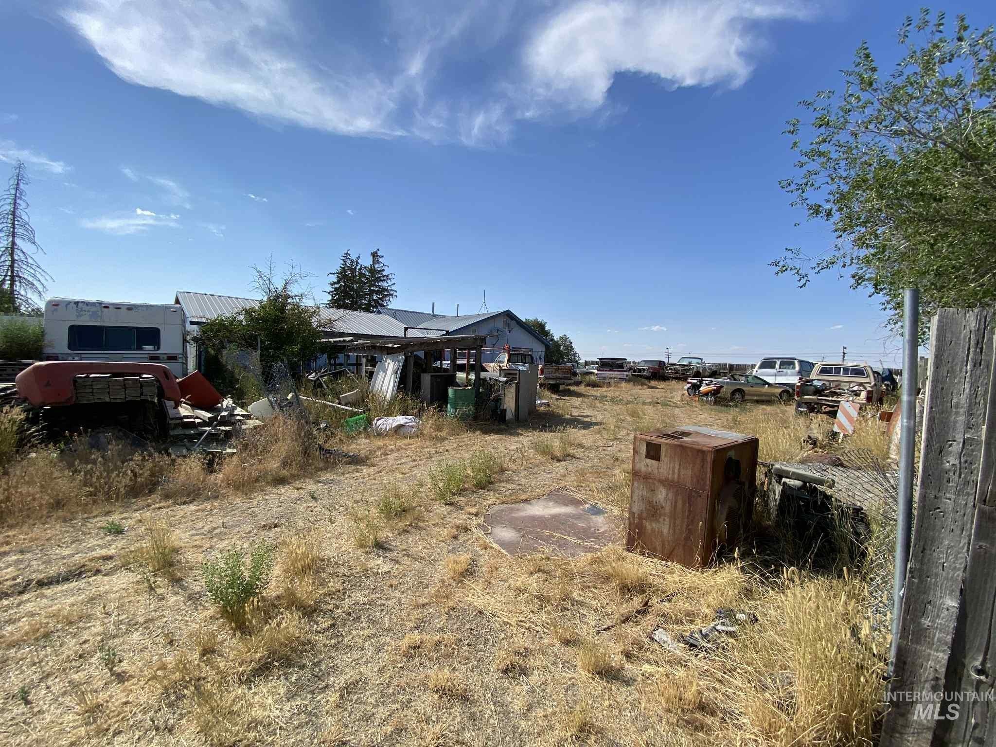 104 East St., Minidoka, Idaho 83343, 2 Bedrooms, 2 Bathrooms, Residential For Sale, Price $145,000,MLS 98971706