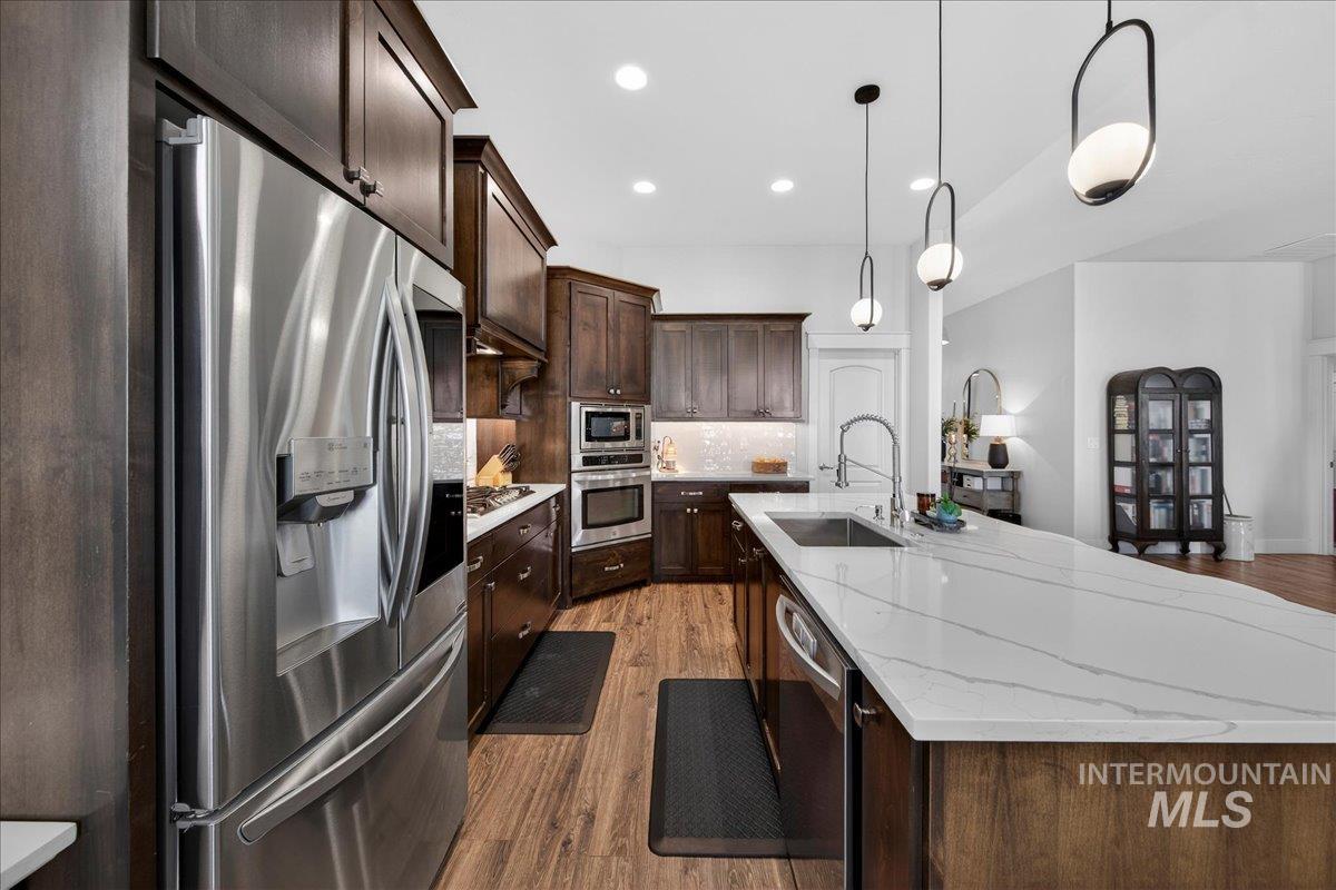 11808 W Carlisle Bay Drive, Star, Idaho 83669, 4 Bedrooms, 3 Bathrooms, Residential For Sale, Price $789,000,MLS 98971708