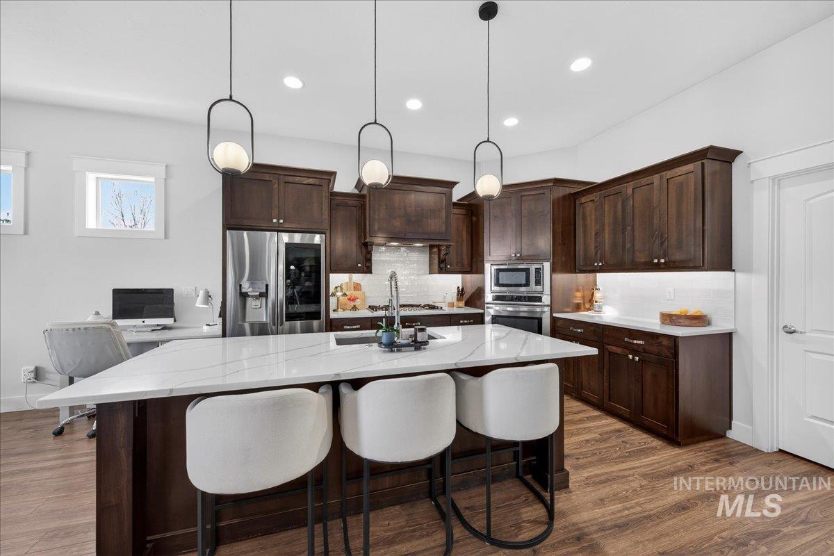 11808 W Carlisle Bay Drive, Star, Idaho 83669, 4 Bedrooms, 3 Bathrooms, Residential For Sale, Price $789,000,MLS 98971708