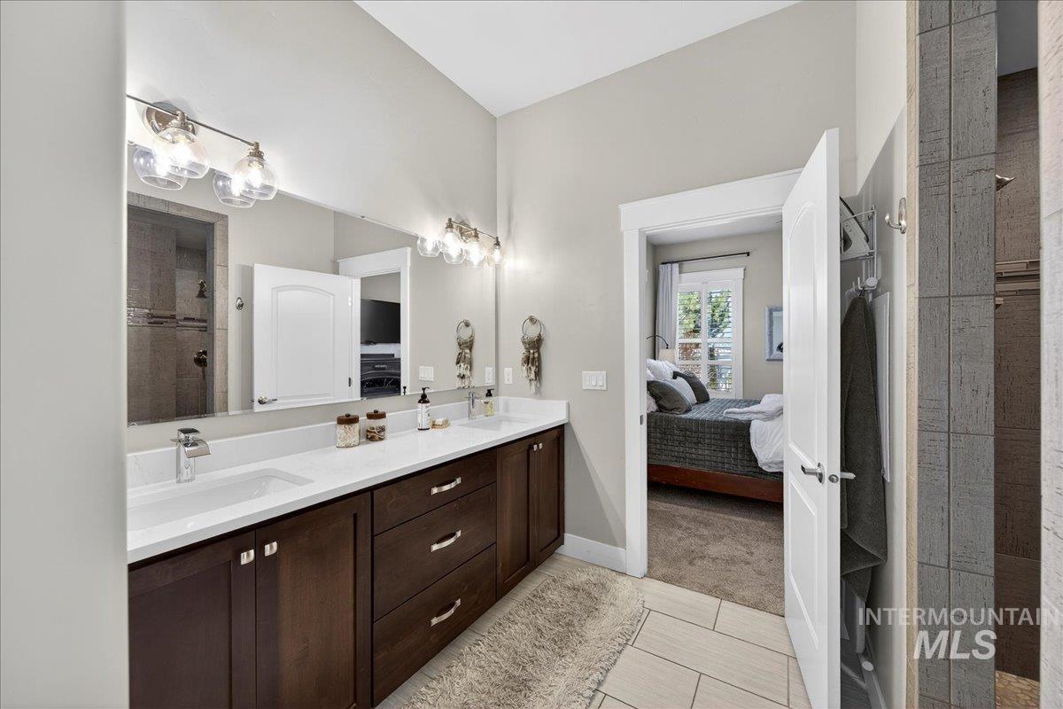 11808 W Carlisle Bay Drive, Star, Idaho 83669, 4 Bedrooms, 3 Bathrooms, Residential For Sale, Price $789,000,MLS 98971708