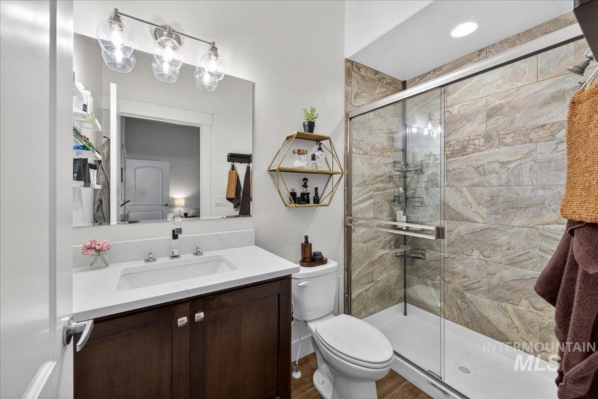 11808 W Carlisle Bay Drive, Star, Idaho 83669, 4 Bedrooms, 3 Bathrooms, Residential For Sale, Price $789,000,MLS 98971708