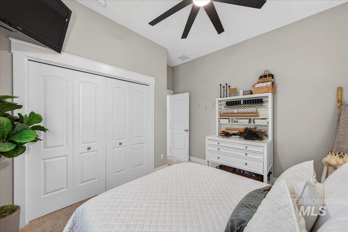 11808 W Carlisle Bay Drive, Star, Idaho 83669, 4 Bedrooms, 3 Bathrooms, Residential For Sale, Price $789,000,MLS 98971708