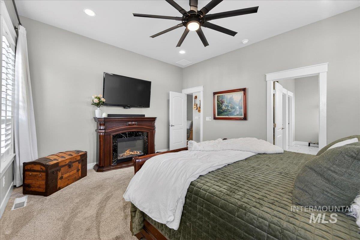 11808 W Carlisle Bay Drive, Star, Idaho 83669, 4 Bedrooms, 3 Bathrooms, Residential For Sale, Price $789,000,MLS 98971708