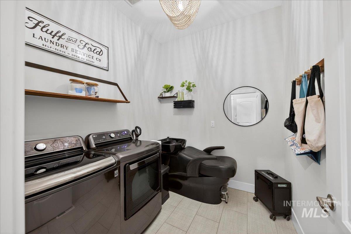 11808 W Carlisle Bay Drive, Star, Idaho 83669, 4 Bedrooms, 3 Bathrooms, Residential For Sale, Price $789,000,MLS 98971708