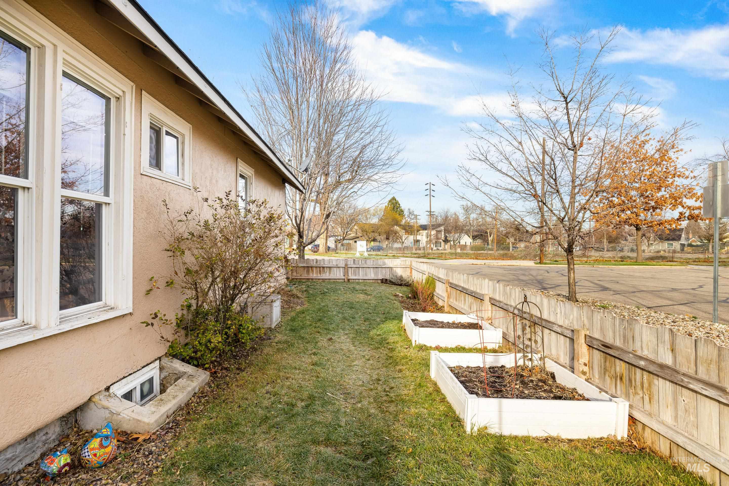 218 N 19th St, Boise, Idaho 83702, 2 Bedrooms, 1 Bathroom, Residential For Sale, Price $420,000,MLS 98971714