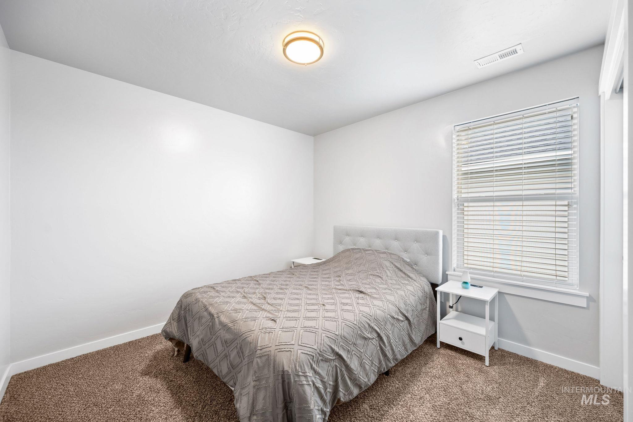 1802 W Heavy Timber Dr, Meridian, Idaho 83642-4830, 3 Bedrooms, 2.5 Bathrooms, Residential For Sale, Price $485,000,MLS 98971718