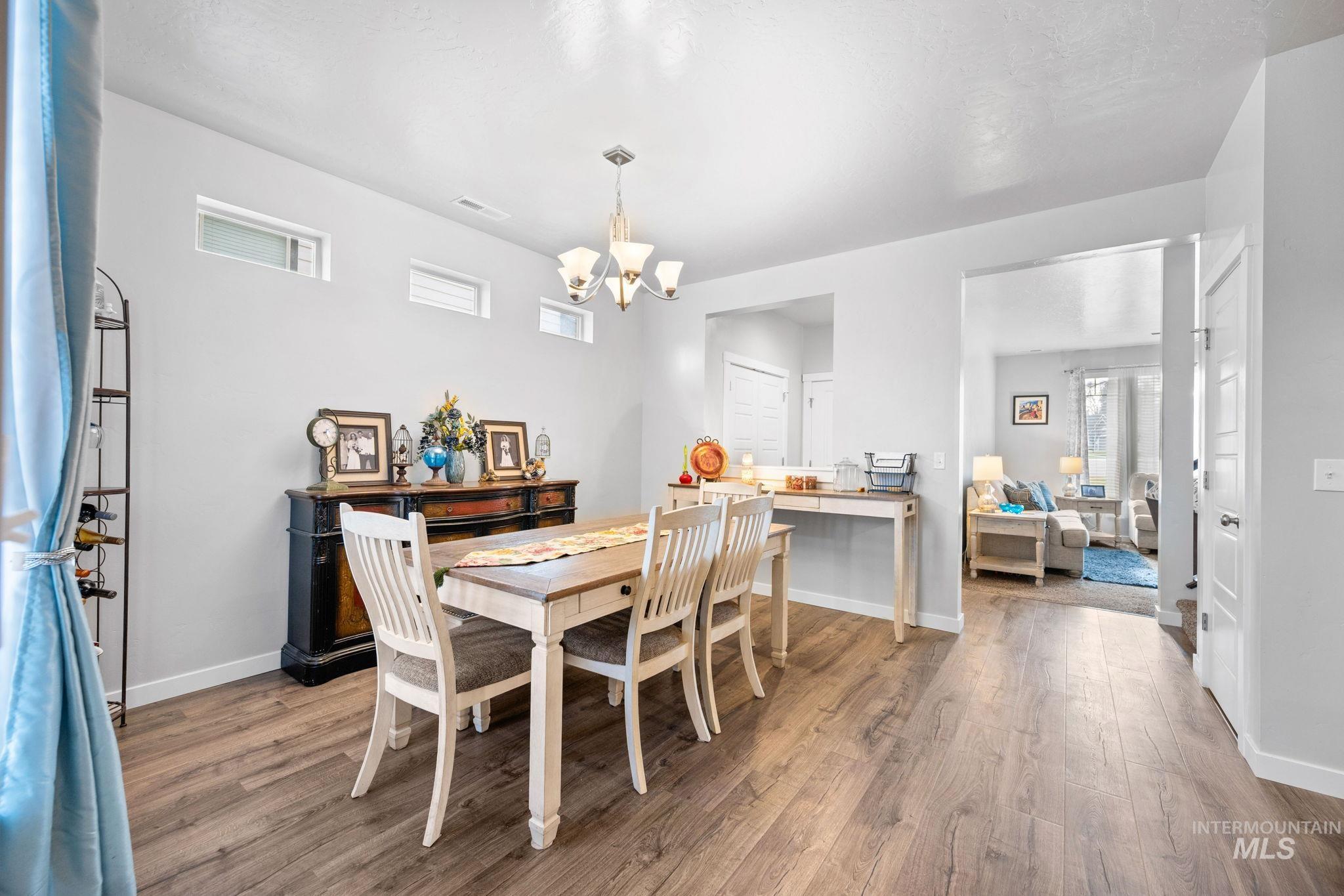 1802 W Heavy Timber Dr, Meridian, Idaho 83642-4830, 3 Bedrooms, 2.5 Bathrooms, Residential For Sale, Price $485,000,MLS 98971718