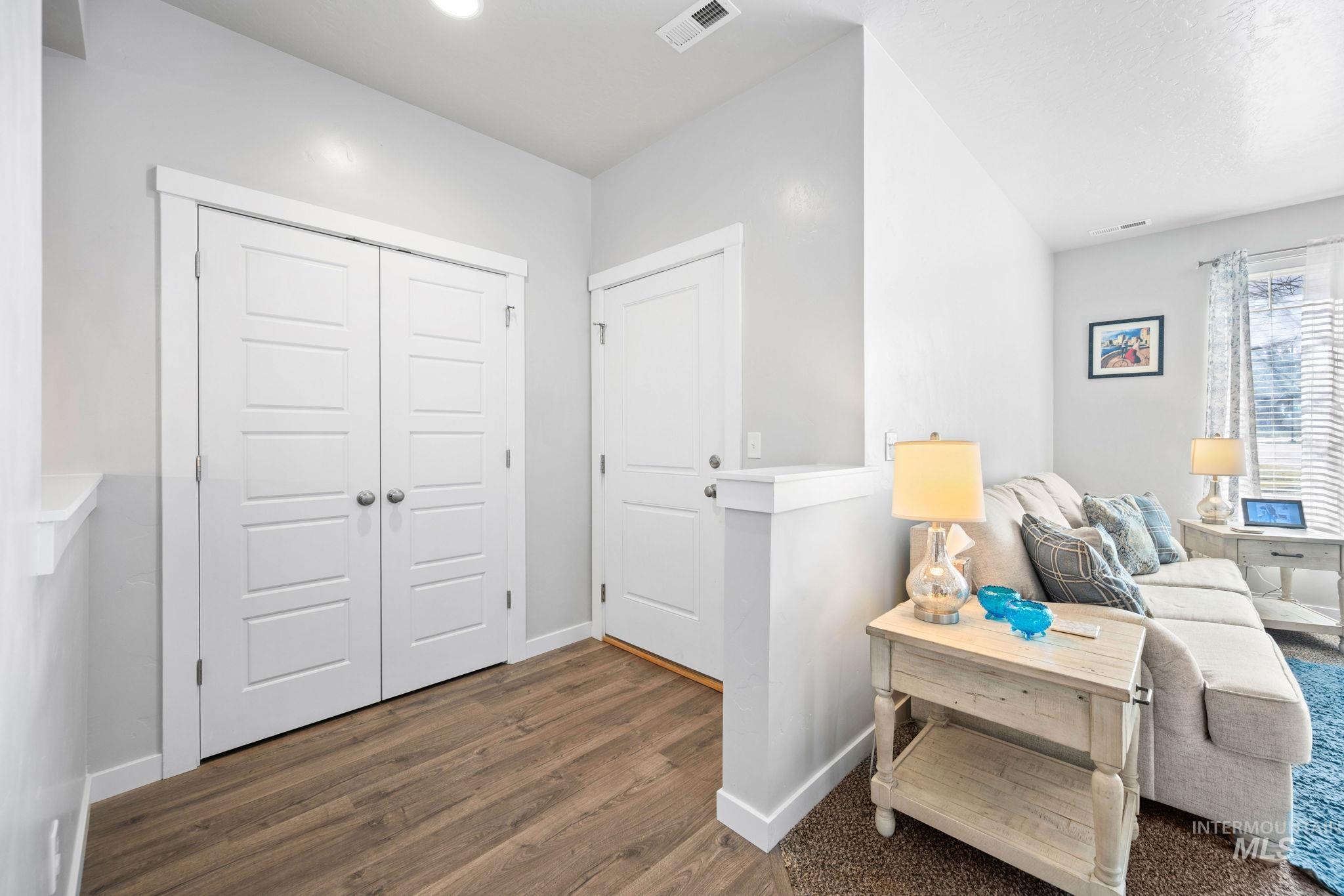 1802 W Heavy Timber Dr, Meridian, Idaho 83642-4830, 3 Bedrooms, 2.5 Bathrooms, Residential For Sale, Price $485,000,MLS 98971718