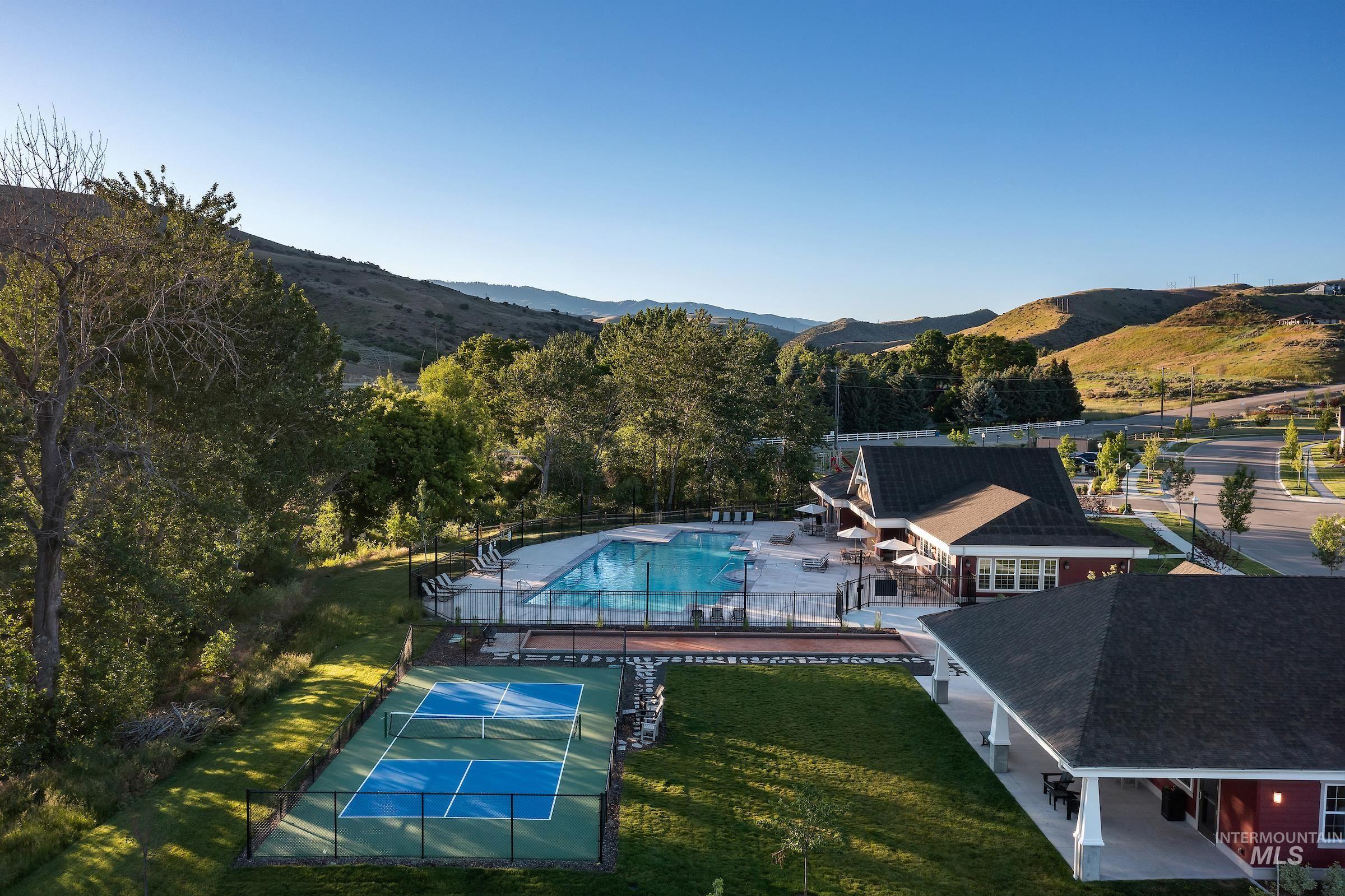 11733 N Rabbitbrush Way, Boise, Idaho 83714, 4 Bedrooms, 2.5 Bathrooms, Residential For Sale, Price $774,900,MLS 98971719