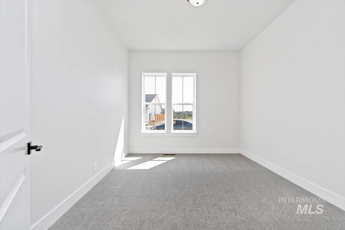 10765 W Barnbougle Ln, Kuna, Idaho 83634, 4 Bedrooms, 3 Bathrooms, Residential For Sale, Price $839,880,MLS 98971721