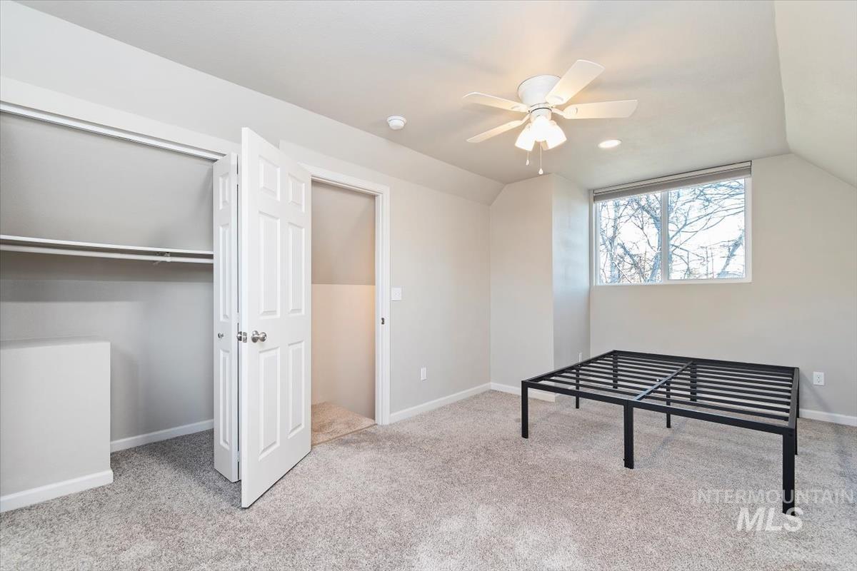 1916 E Oak St., Caldwell, Idaho 83605, 3 Bedrooms, 2 Bathrooms, Residential For Sale, Price $435,000,MLS 98971722