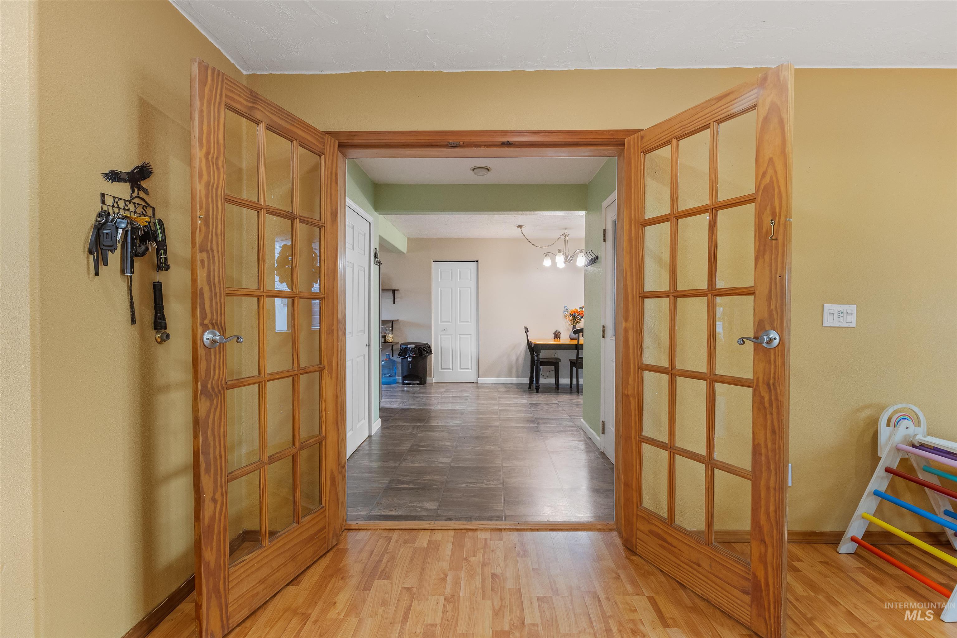 3623 14th St., Lewiston, Idaho 83501, 3 Bedrooms, 2.5 Bathrooms, Residential For Sale, Price $425,000,MLS 98971724