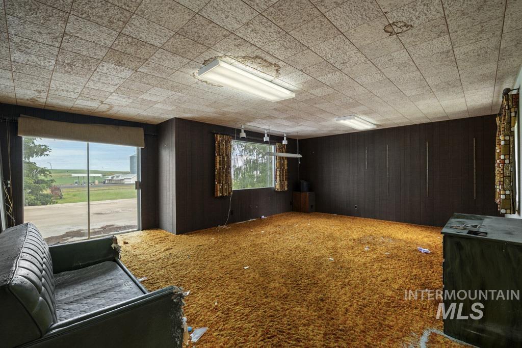 409 N Parkway, Uniontown, Washington 99179, 2 Bedrooms, 3 Bathrooms, Residential For Sale, Price $350,000,MLS 98971725