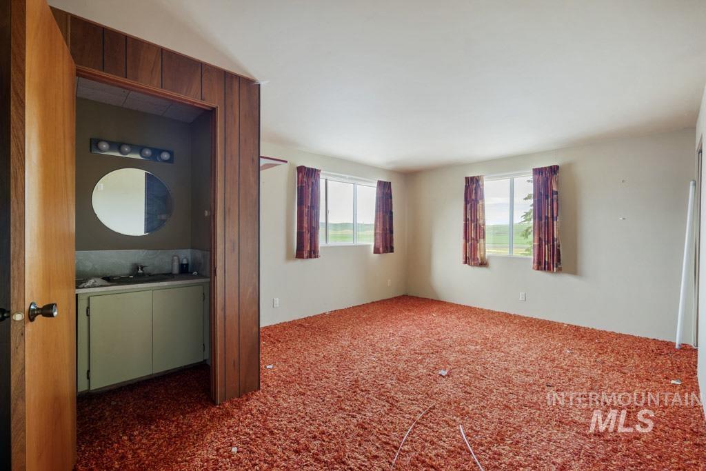 409 N Parkway, Uniontown, Washington 99179, 2 Bedrooms, 3 Bathrooms, Residential For Sale, Price $350,000,MLS 98971725