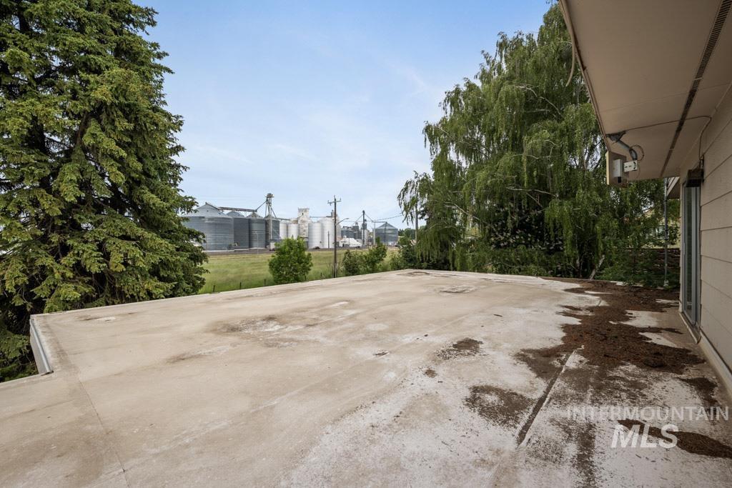 409 N Parkway, Uniontown, Washington 99179, 2 Bedrooms, 3 Bathrooms, Residential For Sale, Price $350,000,MLS 98971725