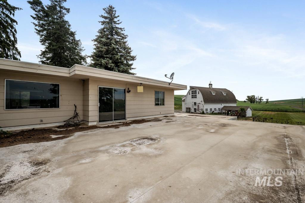 409 N Parkway, Uniontown, Washington 99179, 2 Bedrooms, 3 Bathrooms, Residential For Sale, Price $350,000,MLS 98971725