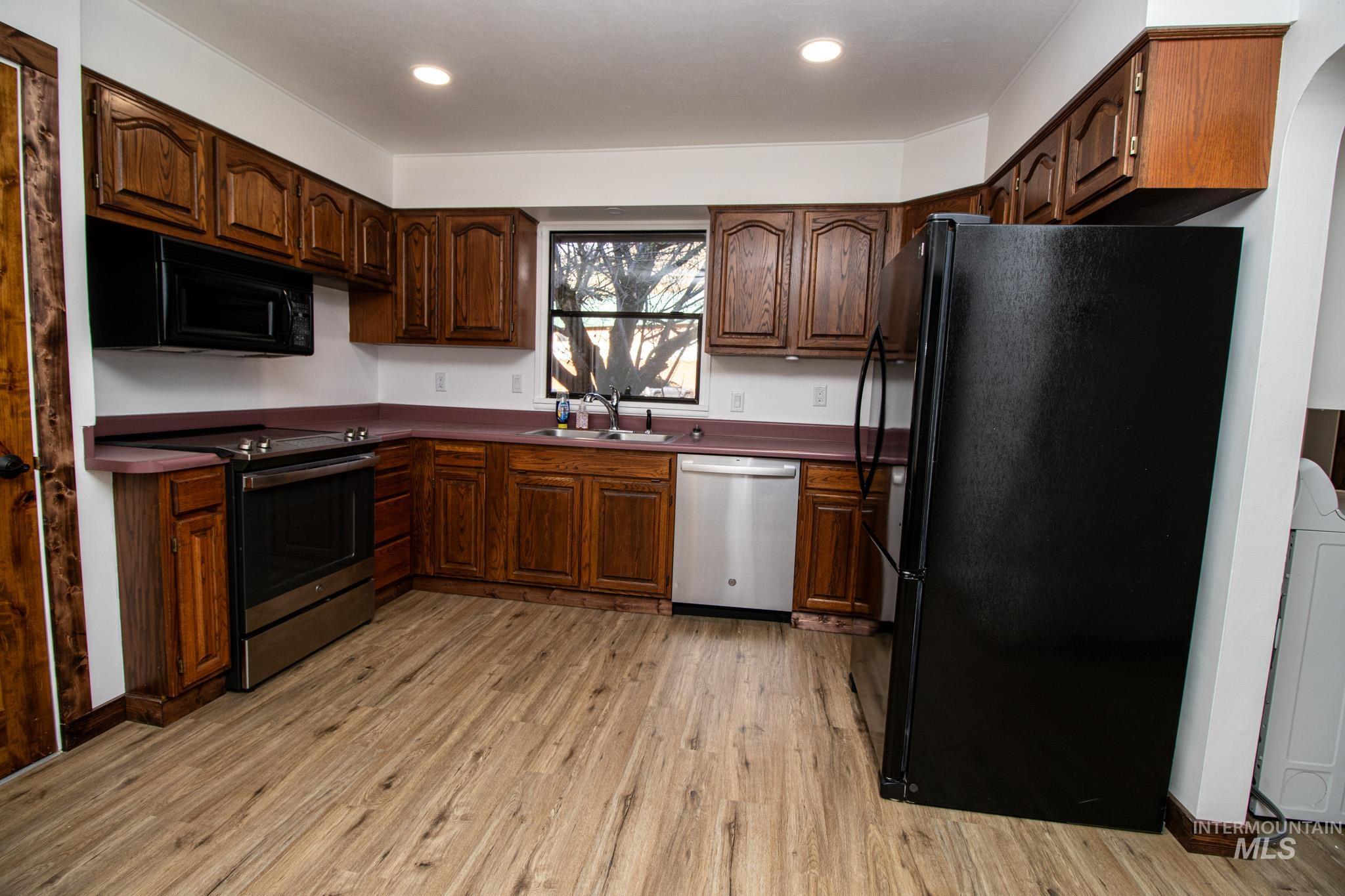 1155 Michigan Ave, Orofino, Idaho 83544, 3 Bedrooms, 2 Bathrooms, Residential For Sale, Price $371,000,MLS 98971726