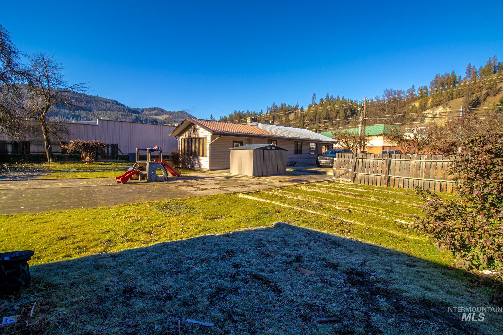 1155 Michigan Ave, Orofino, Idaho 83544, 3 Bedrooms, 2 Bathrooms, Residential For Sale, Price $371,000,MLS 98971726