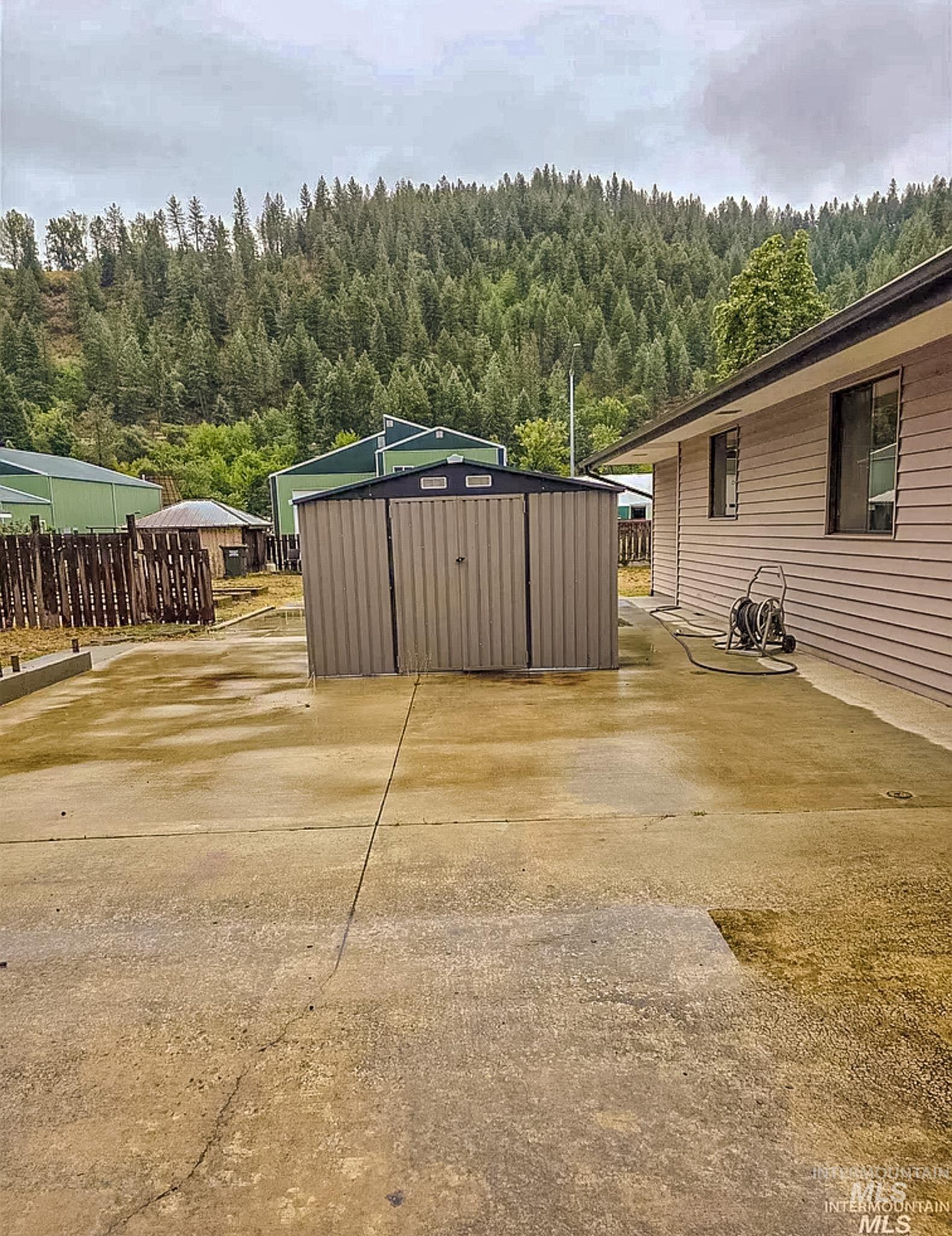 1155 Michigan Ave, Orofino, Idaho 83544, 3 Bedrooms, 2 Bathrooms, Residential For Sale, Price $371,000,MLS 98971726