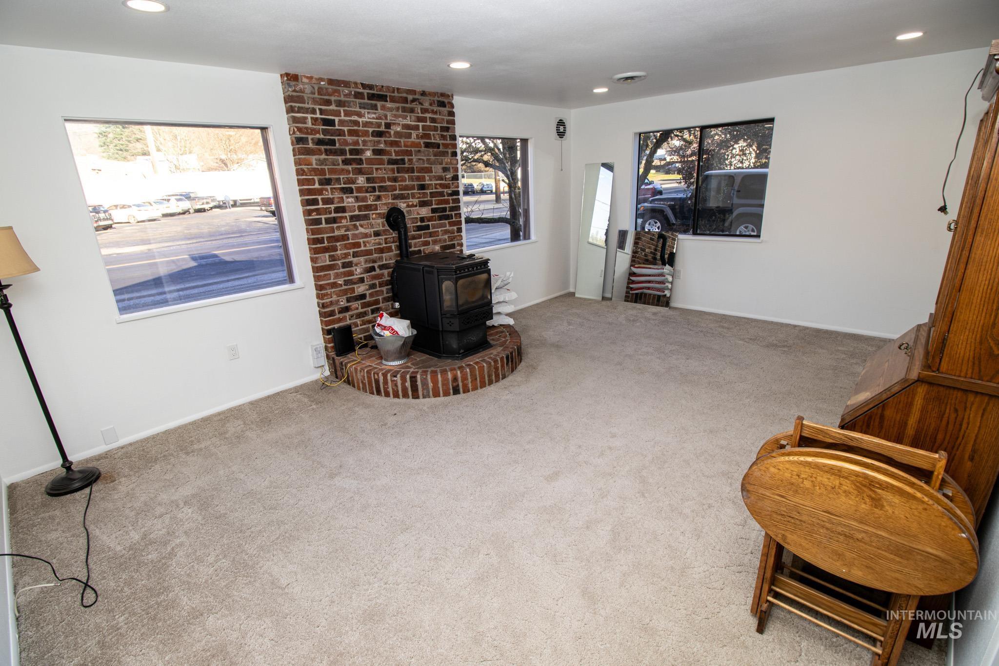 1155 Michigan Ave, Orofino, Idaho 83544, 3 Bedrooms, 2 Bathrooms, Residential For Sale, Price $371,000,MLS 98971726