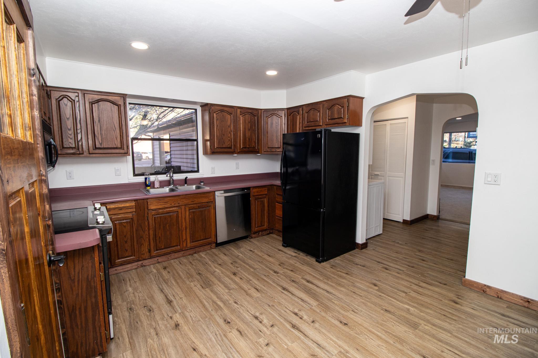 1155 Michigan Ave, Orofino, Idaho 83544, 3 Bedrooms, 2 Bathrooms, Residential For Sale, Price $371,000,MLS 98971726