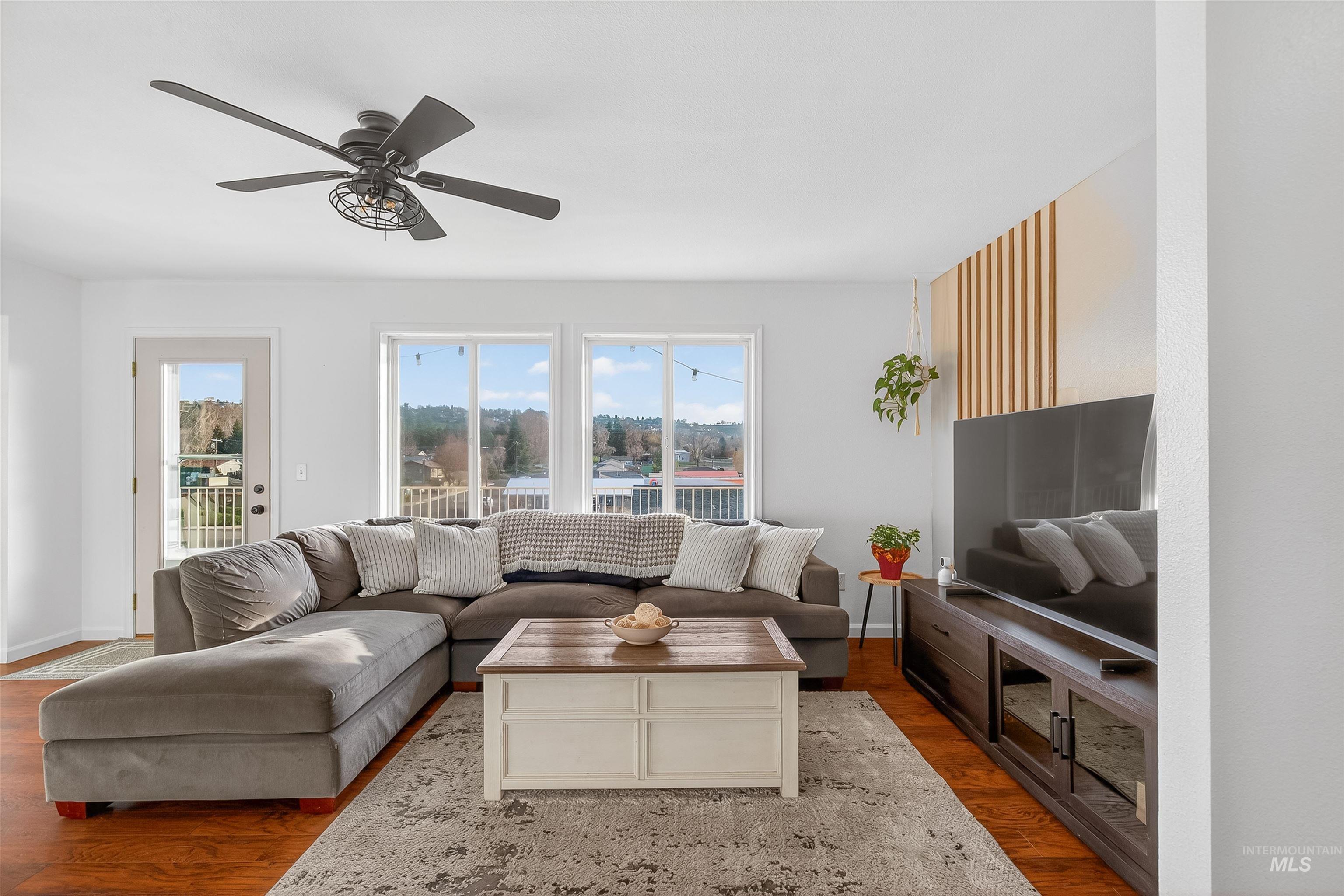 822 15th Ave, Lewiston, Idaho 83501, 4 Bedrooms, 3 Bathrooms, Residential For Sale, Price $389,000,MLS 98971728