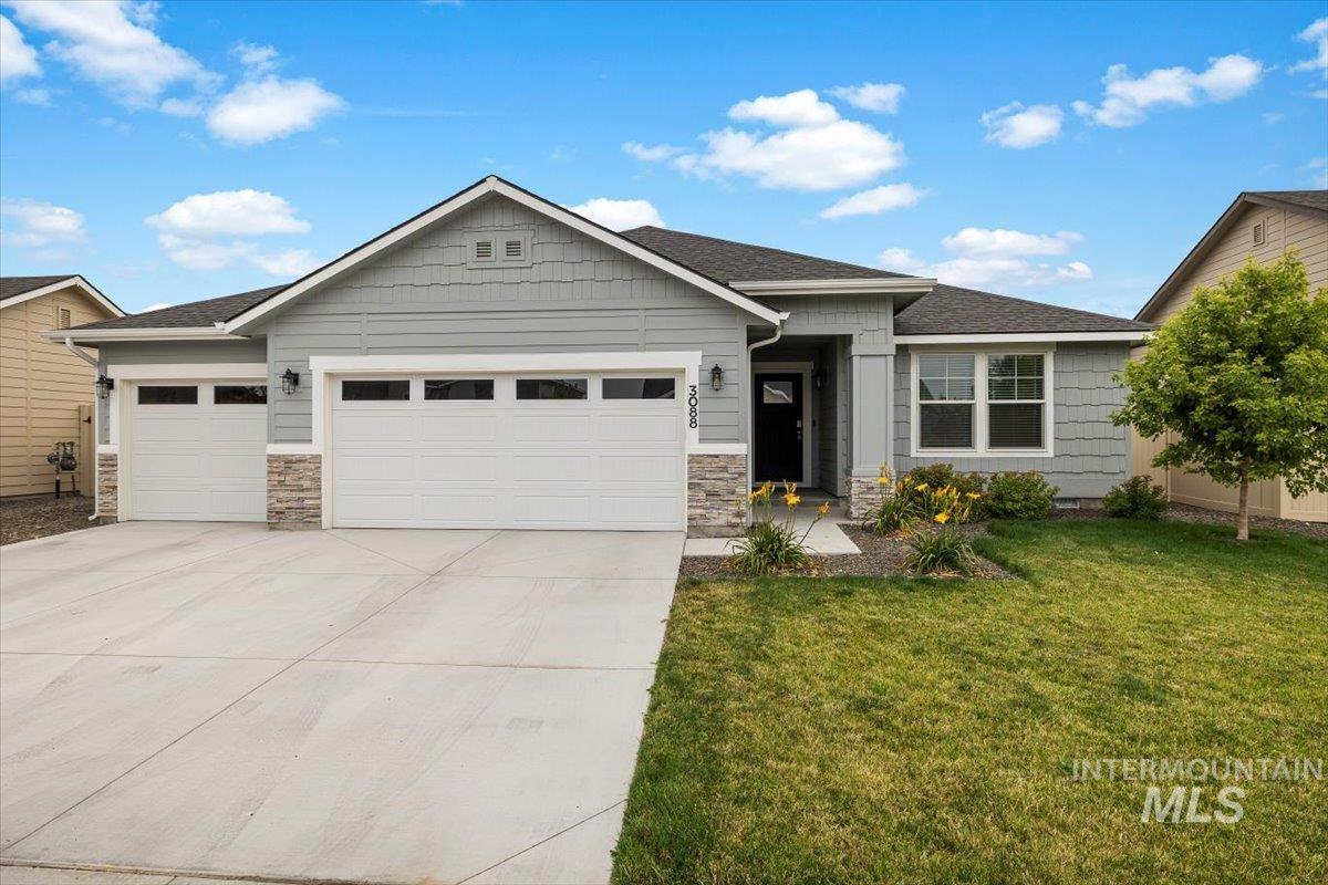 3088 N Night Owl Ave, Kuna, Idaho 83634, 3 Bedrooms, 2 Bathrooms, Residential For Sale, Price $437,990,MLS 98971729