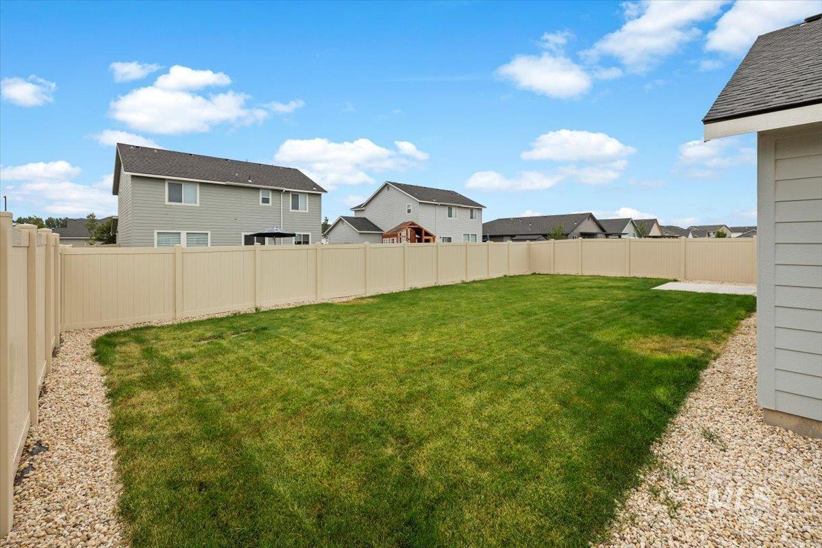 3088 N Night Owl Ave, Kuna, Idaho 83634, 3 Bedrooms, 2 Bathrooms, Residential For Sale, Price $437,990,MLS 98971729