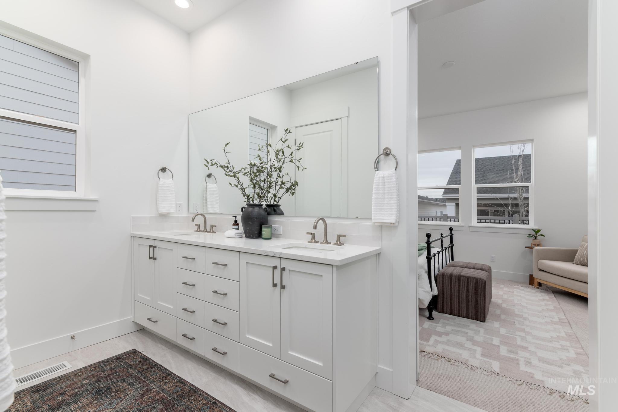 8629 W Stillmore St, Star, Idaho 83669, 2 Bedrooms, 2 Bathrooms, Residential For Sale, Price $559,000,MLS 98971730