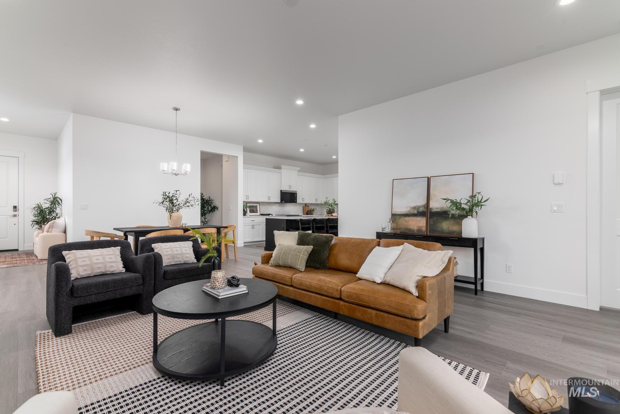 8629 W Stillmore St, Star, Idaho 83669, 2 Bedrooms, 2 Bathrooms, Residential For Sale, Price $559,000,MLS 98971730