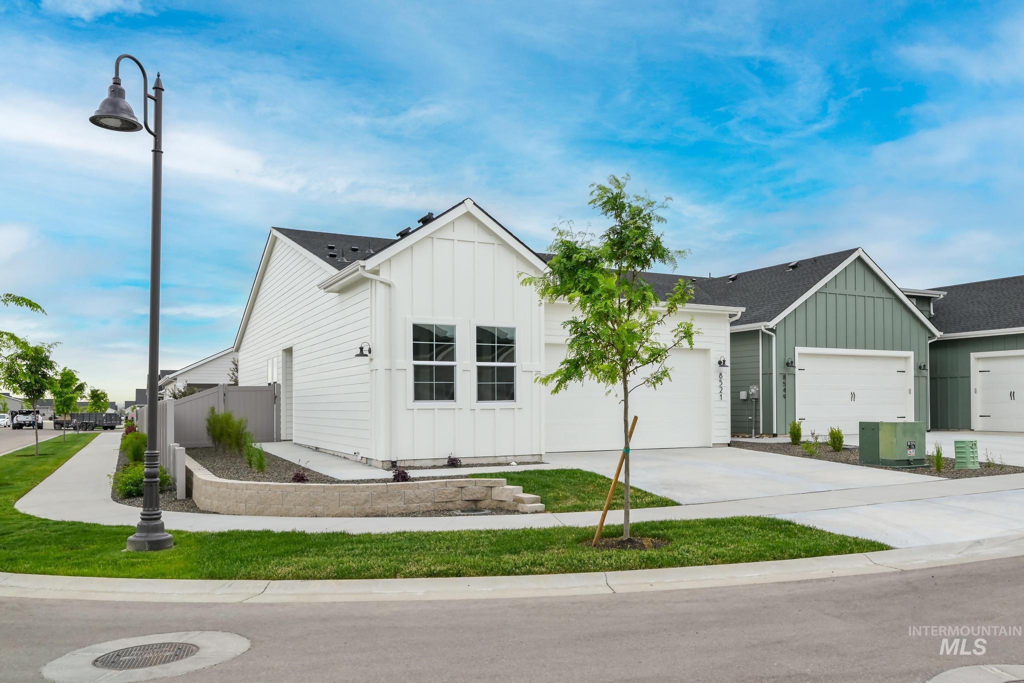 8521 W Stillmore St, Star, Idaho 83669, 3 Bedrooms, 2 Bathrooms, Residential For Sale, Price $499,000, 98971731