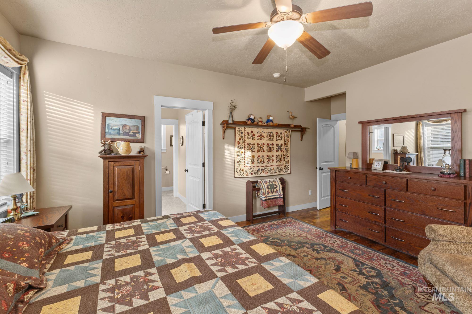 1415 W Raelin Drive, Nampa, Idaho 83686, 3 Bedrooms, 2 Bathrooms, Residential For Sale, Price $459,900,MLS 98971732