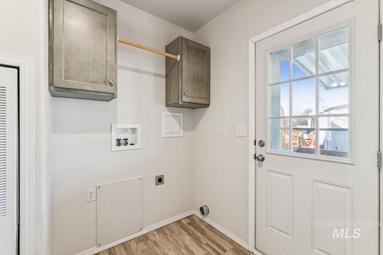 2750 Alden, Fruitland, Idaho 83619, 3 Bedrooms, 2 Bathrooms, Residential For Sale, Price $150,000,MLS 98971733