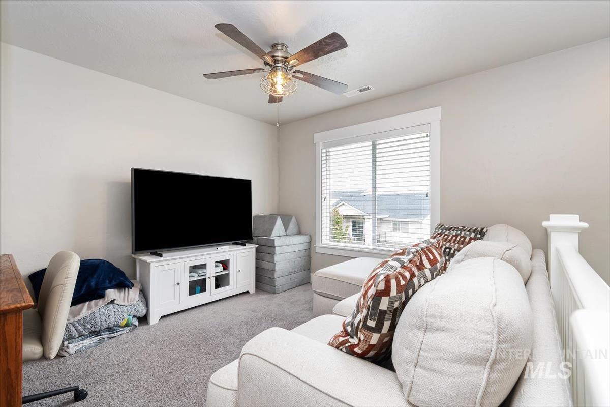 9430 S Updale Ave, Kuna, Idaho 83634, 4 Bedrooms, 3 Bathrooms, Residential For Sale, Price $534,000,MLS 98971735