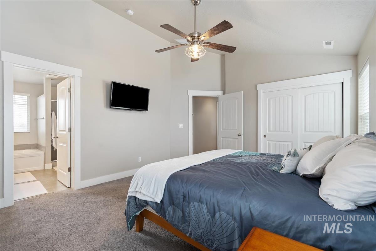 9430 S Updale Ave, Kuna, Idaho 83634, 4 Bedrooms, 3 Bathrooms, Residential For Sale, Price $534,000,MLS 98971735