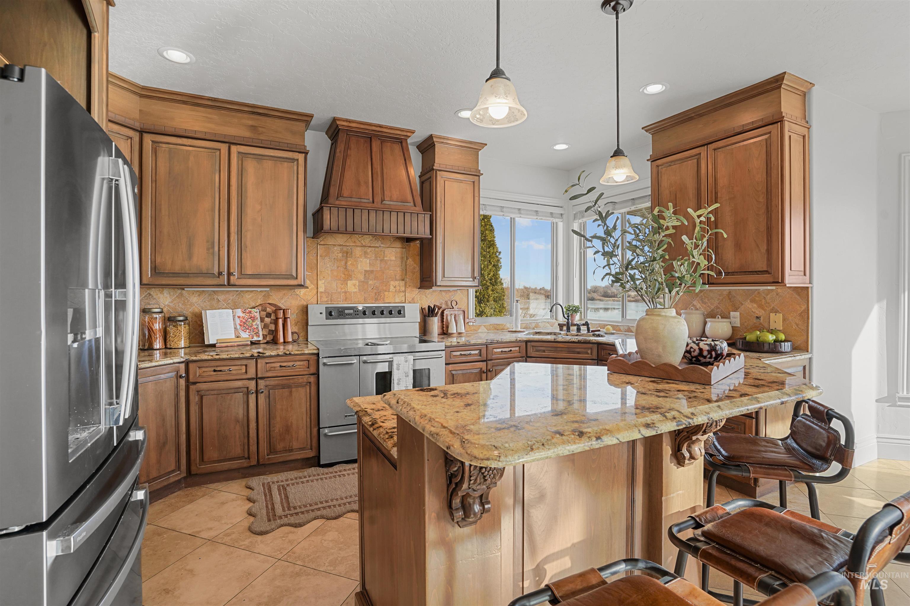 101 Pelican Drive, Rupert, Idaho 83350, 3 Bedrooms, 2.5 Bathrooms, Residential For Sale, Price $980,000,MLS 98971736