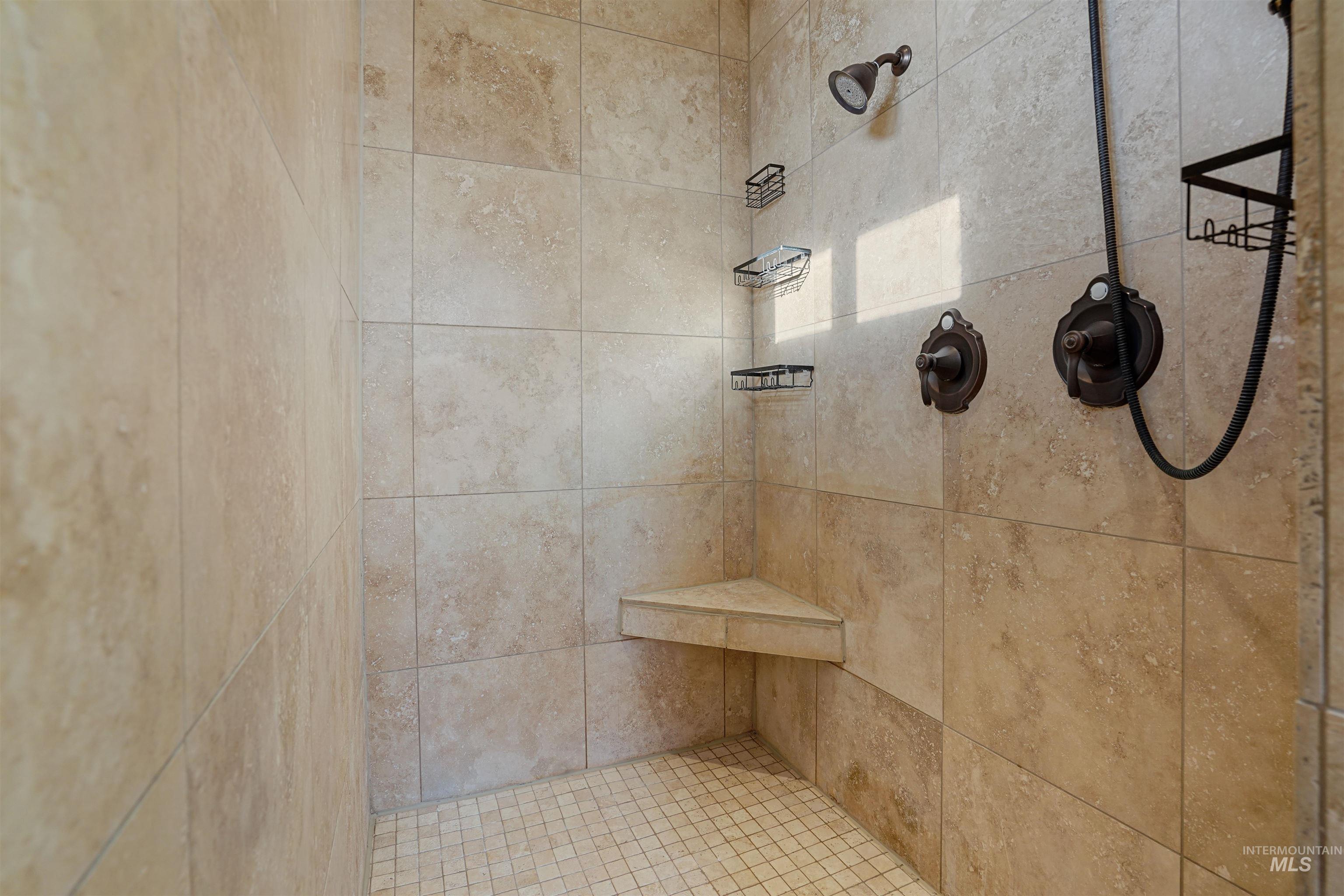 101 Pelican Drive, Rupert, Idaho 83350, 3 Bedrooms, 2.5 Bathrooms, Residential For Sale, Price $980,000,MLS 98971736